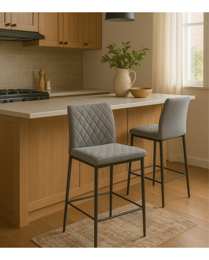 Taburetes Estor – Pack de 4 altos con tapizado antimanchas