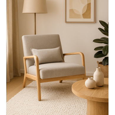 Butaca Nicole nórdica con cojín lumbar – Tapizado antimanchas